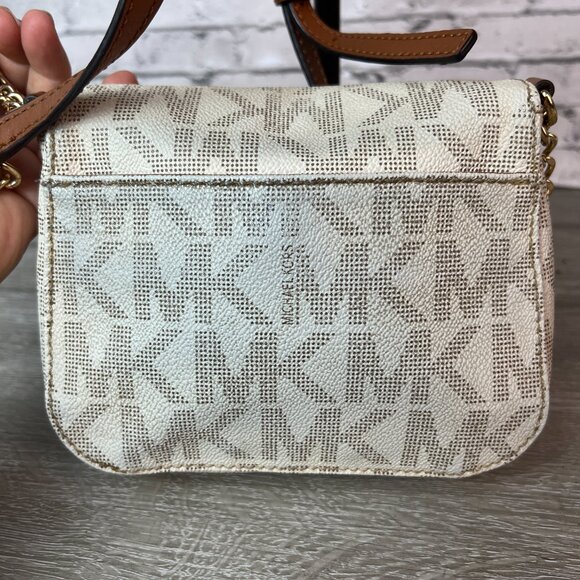 Michael Kors Fulton small crossbody bag in vanilla signature logo - Picture 3 of 6
